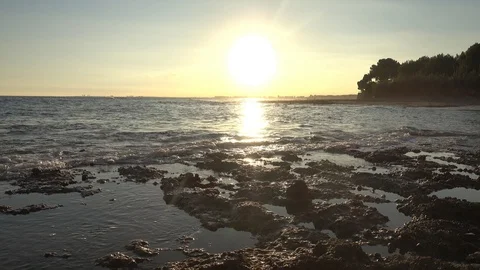Sunset by the Mediterranean sea in Oropesa Stock-Footage 101428423