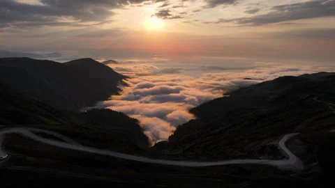 Sunset, Misty Forest and mountains 스톡 동영상 331590237