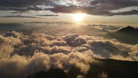 SUNSET AT MOUNT AGUNG BALI Video stock 293118810