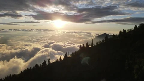 SUNSET AT MOUNT AGUNG BALI Video stock 293120061