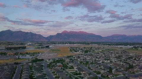 Sunset in a mountain community Stock Footage 113534121