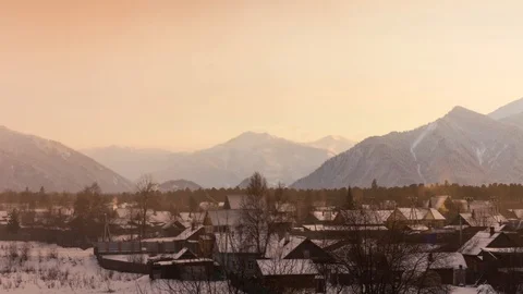 Sunset in the mountain village 스톡 동영상 106096511