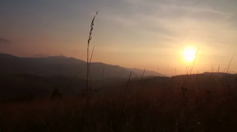 Sunset in the mountains Vídeos de archivo 45279109
