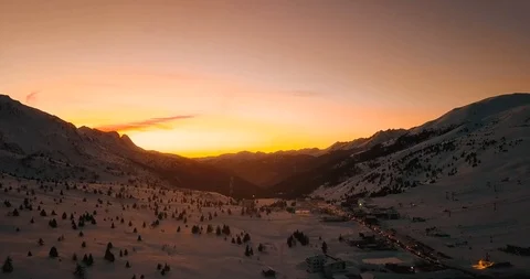 Sunset in the Mountains Stockbeeldmateriaal 126163775