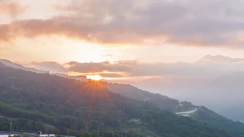 Sunset in the mountains. Rosa Khutor, Sochi, Russia Vídeo Stock 83685620