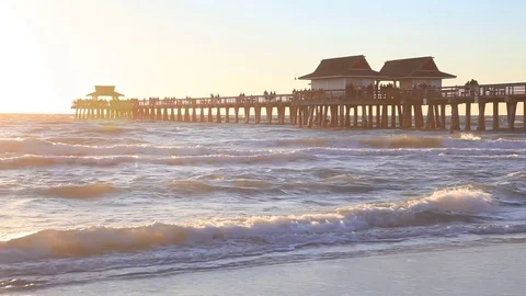 Sunset in Naples, Florida Видео 73843420