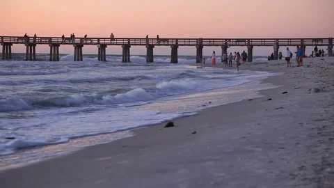 Sunset in Naples, Florida Stock Footage 73914433