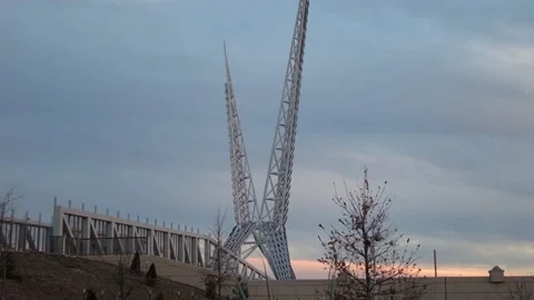 Sunset to night time lapse of the Skydance Bridge 스톡 동영상 171629532