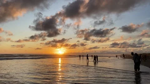 Sunset on Ocean Vídeo Stock 236187105