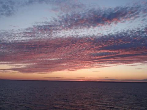 Sunset in ocean 库存照片