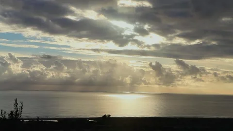 SUNSET WITH OCEAN VIEW EXTRA CLOUDS 動画素材 140213224