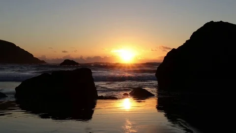 Sunset on the Oregon Coast Stock Footage 73192725