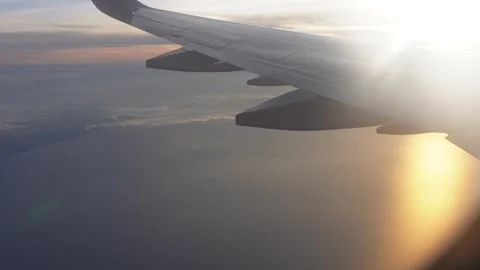 Sunset Over Bali from Airplane – Volcano and Tropical Landscape View Stockbeeldmateriaal 314532719
