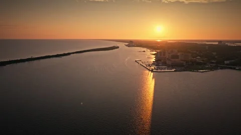 Sunset over Beach and Ocean and Bay in Biloxi Video stock 314015450