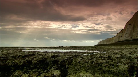 Sunset over beach 動画素材 95604705