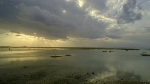 Sunset over the beach timelapse 스톡 동영상 172149169