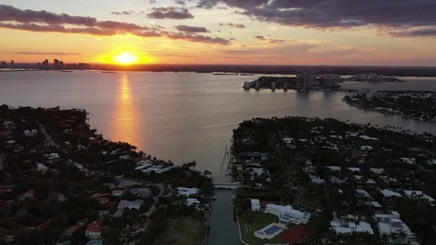 Sunset over Biscayne Bay from the Miami Beach islands Stock Footage 100096709