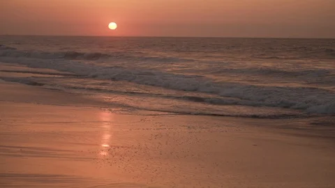 Sunset over the breakers of a tropical beach. Mancora, Peru Video stock 115908792