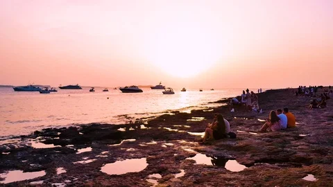 Sunset over cafe mambo-Ibiza Stock Footage 122376091