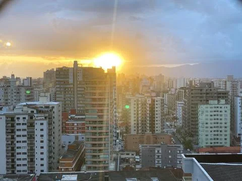 Sunset over the cityscape Stock-Fotos