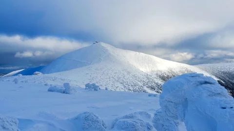 Sunset over cold winter mountain landscape. Stock Footage 105283568