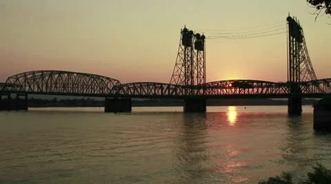 Sunset Over Columbia River Crossing Stock-Footage 8962089