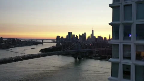 Sunset over the East River seen from Williamsburg Brooklyn Vidéo 140459377