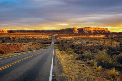 Sunset over an empty road in Utah Stock-Fotos