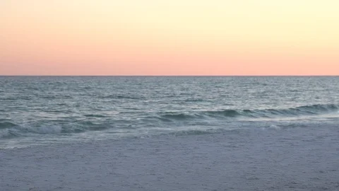 Sunset over Florida Beach Water Stockbeeldmateriaal 85524434