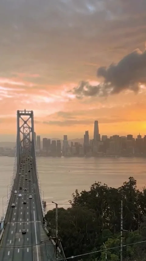 Sunset over the golden bridge Video stock 270163989