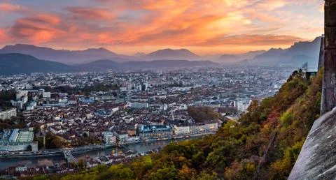 Sunset over Grenoble Foto stock