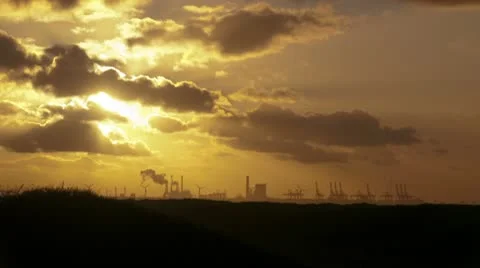 Sunset over harbor 스톡 동영상 10577627