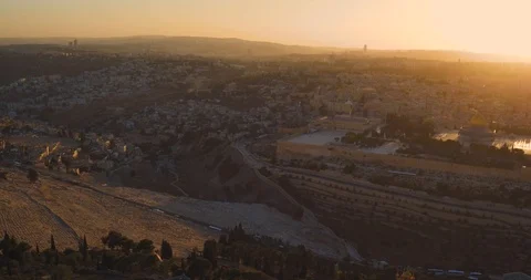 Sunset over holy city Jerusalem with the Dome of the Rock /Al aqsa mosque Stock Footage 90063913