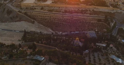 Sunset over holy city Jerusalem with the Dome of the Rock /Al aqsa mosque Vídeo Stock 90065552