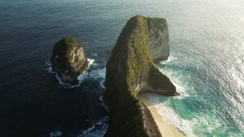 Sunset Over Iconic Kelingking Beach Cliffs Stock Footage 277266281