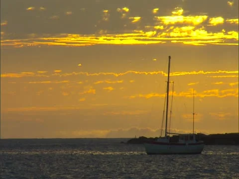 Sunset over Kailua Bay Stock-Footage 22243408