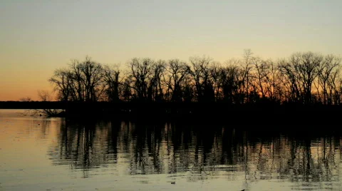 Sunset Over Lake 動画素材 592231