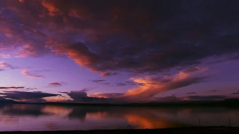 Sunset over the lake 库存影片 129674047