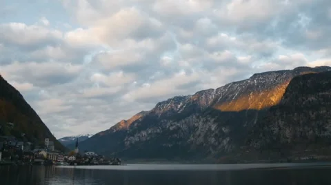 Sunset over lake Hallstatt Video stock 49024146