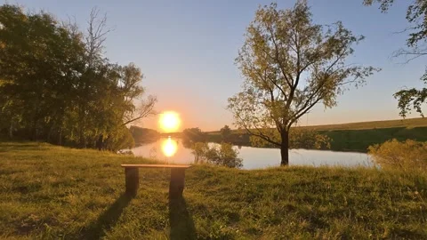 Sunset Over Lake Time Lapse Vídeos de archivo 336804335