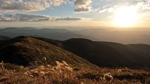Sunset Over Mount Feathertop in the Australian Alps, Victoria - Alpine Moun.. Stock Footage 312063830