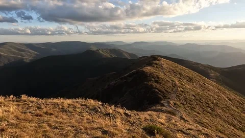 Sunset Over Mount Feathertop in the Australian Alps, Victoria - Alpine Moun.. Stock Footage 312063831