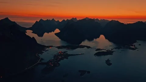 Sunset over the mountains and waters captures nature's beauty Stock Footage 320262921