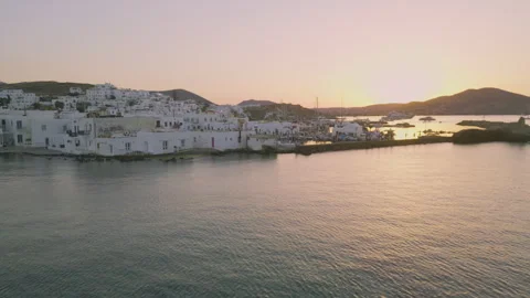 Sunset Over Naousa Harbor with Tranquil Waters 库存影片 289686295