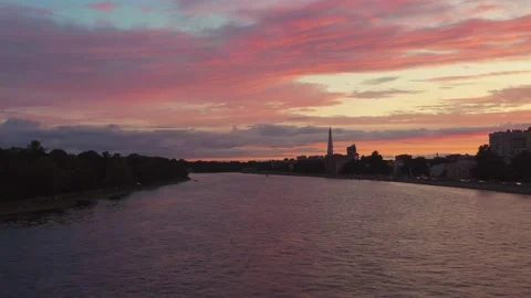 Sunset over the Neva River in St. Petersburg Stock Footage 139853330