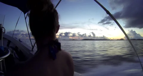 Sunset over the ocean Video stock 42879681