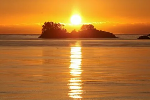 Sunset over ocean 스톡 사진