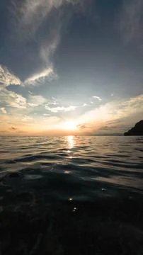 Sunset Over the Ocean 스톡 사진