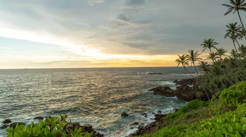 Sunset over ocean wih palmtrees timelapse 4k Stock-Footage 54242292
