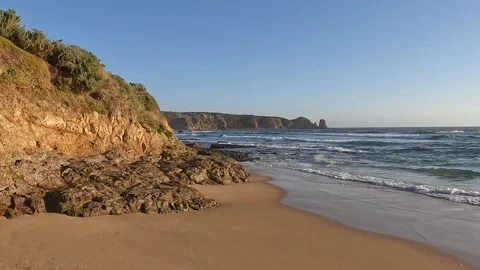 Sunset Over The Pinnacles and Rugged Rock Formations at Woolamai Beach, Phi.. Stock-Footage 312065977
